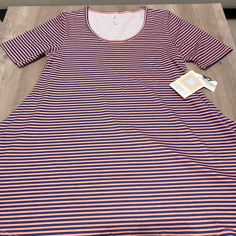 LuLaRoe perfect tee